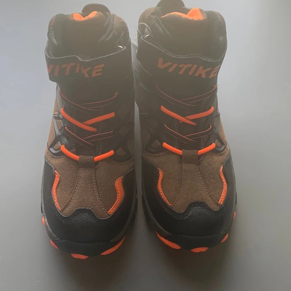 (1893) VITIKE Boys Snow Boots Hiking Shoes With Ice Cleat NWT